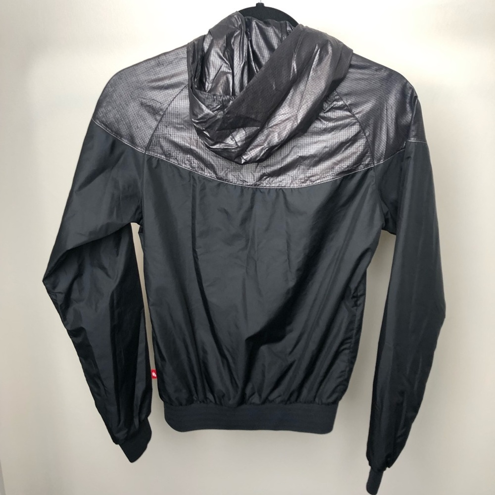 Nike windrunner jacket